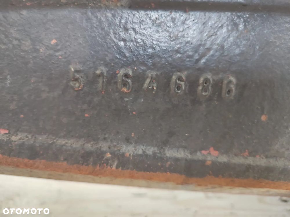 Most napędowy 5171705  5136925 New Holland TM 135 - 15