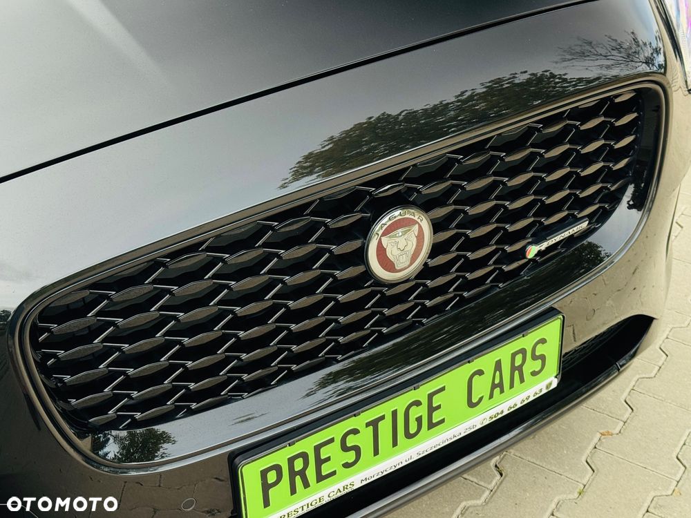 Jaguar E-Pace D165 AWD R-Dynamic HSE - 24