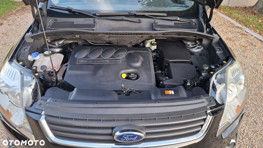 Ford Kuga 2.0 TDCi Titanium - 2