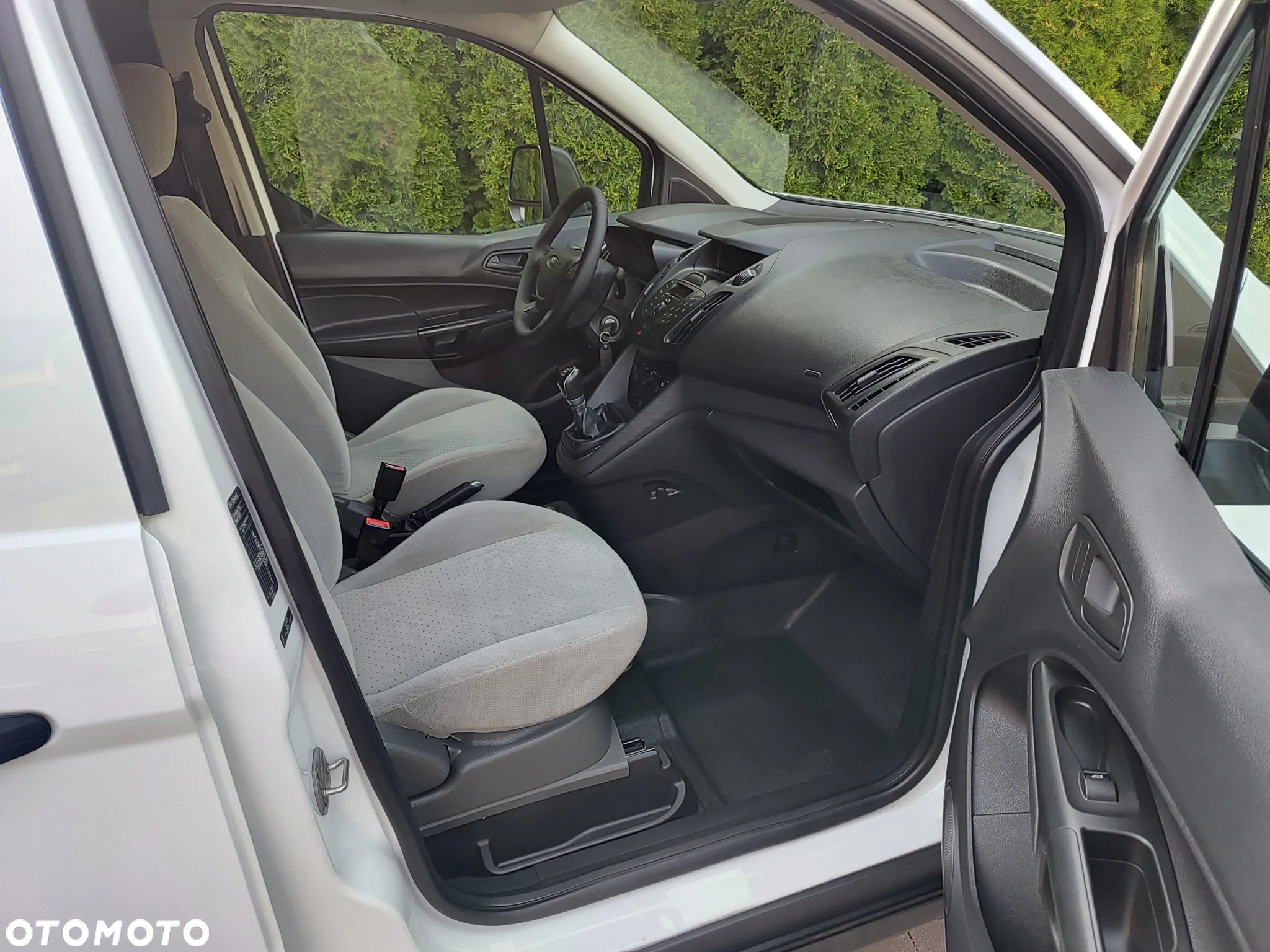 Ford Connect - 14