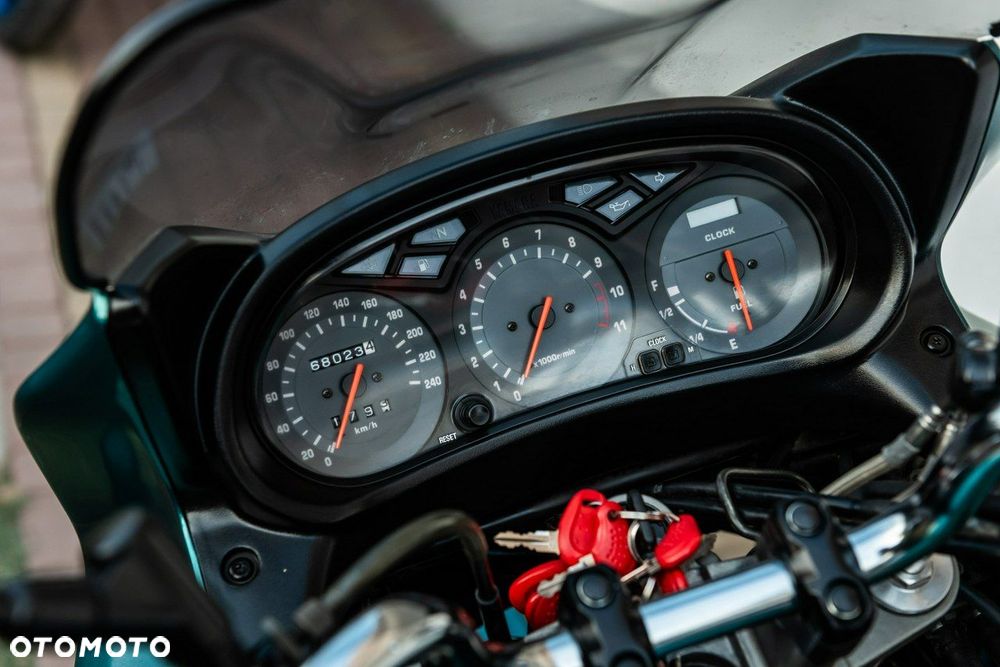 Yamaha XJ - 8