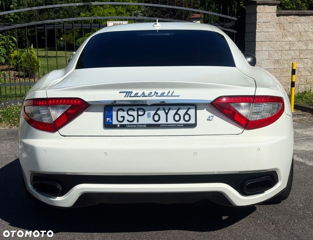 Maserati GranTurismo S Automatik - 16