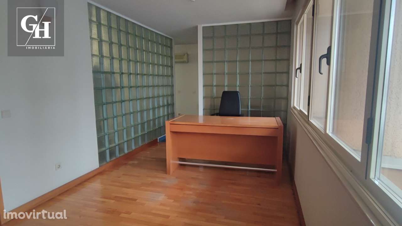 Escritório de 95m2 - com lugar de estacionamento. - Grande imagem: 3/15