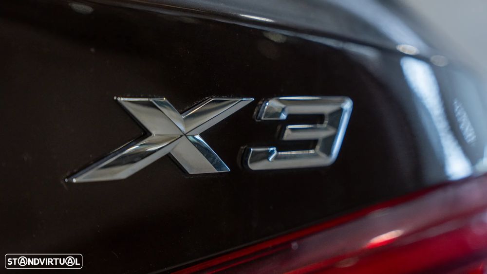 BMW X3 20 d xDrive Line Luxury - 24