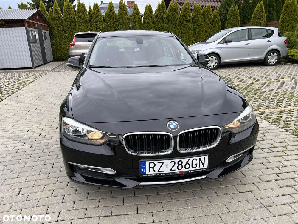 BMW Seria 3 318d Luxury Line - 6