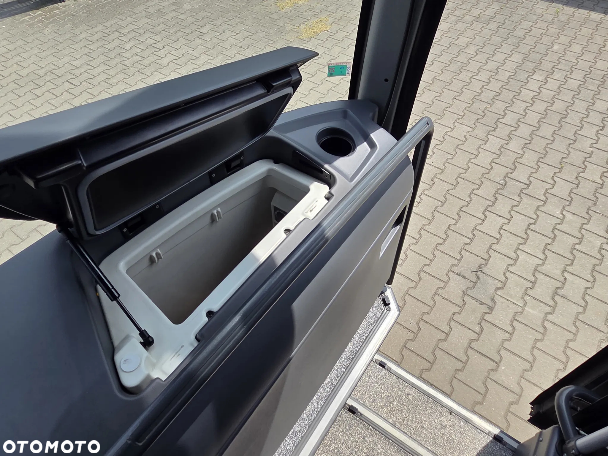 Mercedes-Benz TOURISMO RHD-L 14 METRÓW/ 61 MIEJSC LUXLINE / WC - 34