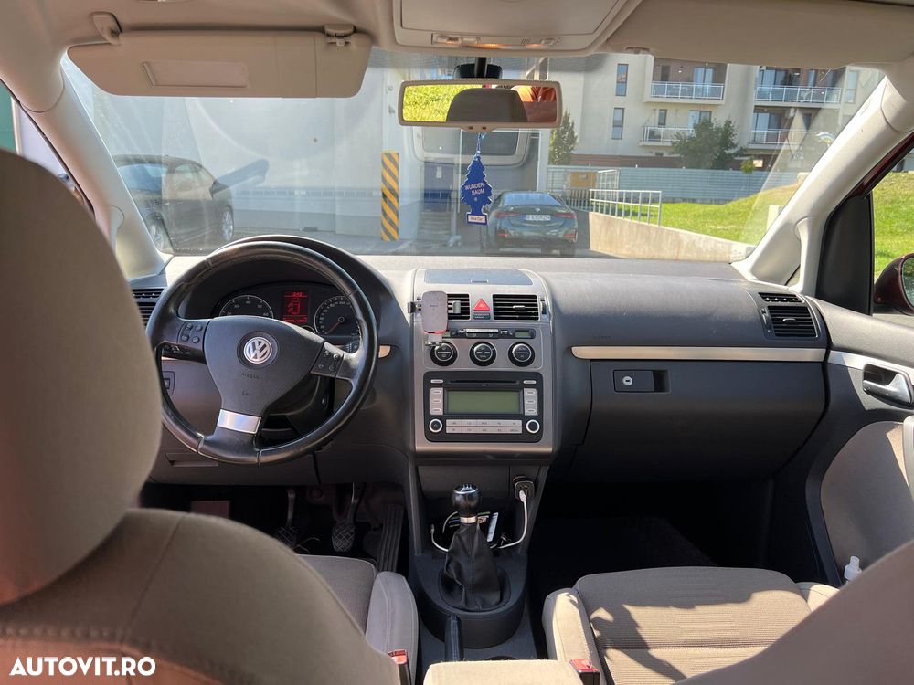 Volkswagen Touran 1.4 TSI Trendline - 6