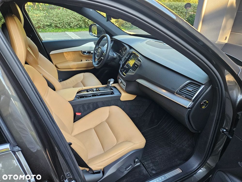 Volvo XC 90 D5 AWD Kinetic 7os - 27