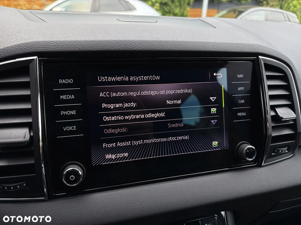 Skoda Karoq 1.5 TSI DSG Style - 28