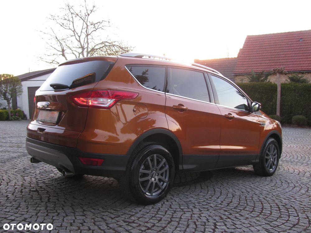 Ford Kuga 2.0 TDCi 2x4 Titanium - 7
