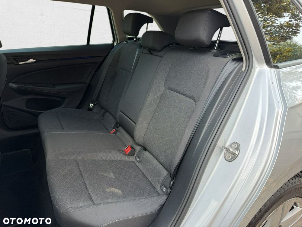 Volkswagen Golf - 23