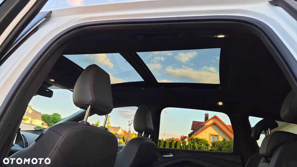 Ford Kuga 2.0 TDCi 4x4 ST-Line - 16