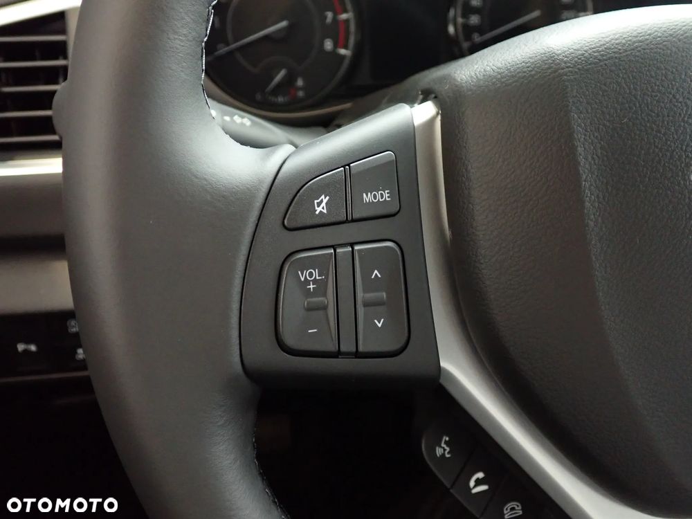 Suzuki S-Cross 1.4 BoosterJet mHEV Premium Plus SP - 12