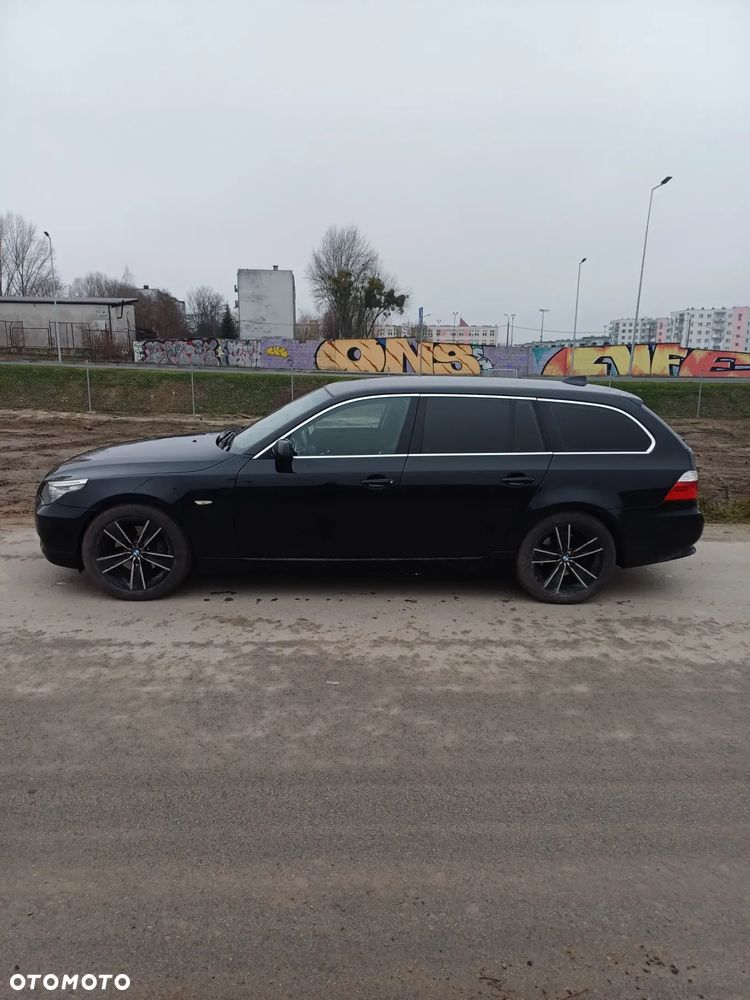 BMW Seria 5 530d xDrive - 18