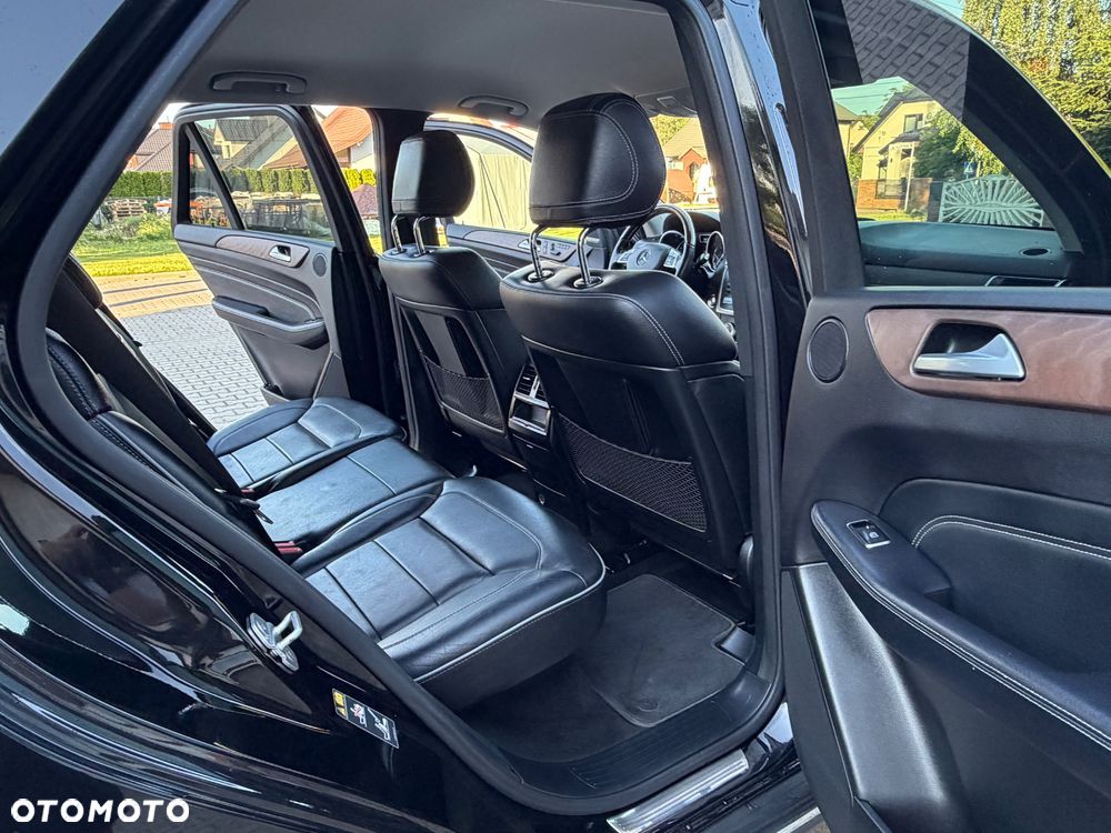 Mercedes-Benz ML 350 BlueTEC 4MATIC 7G-TRONIC Edition 1 - 23
