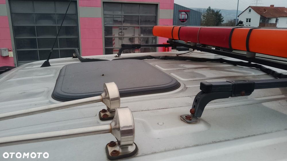 Mercedes-Benz 18 225 - 28