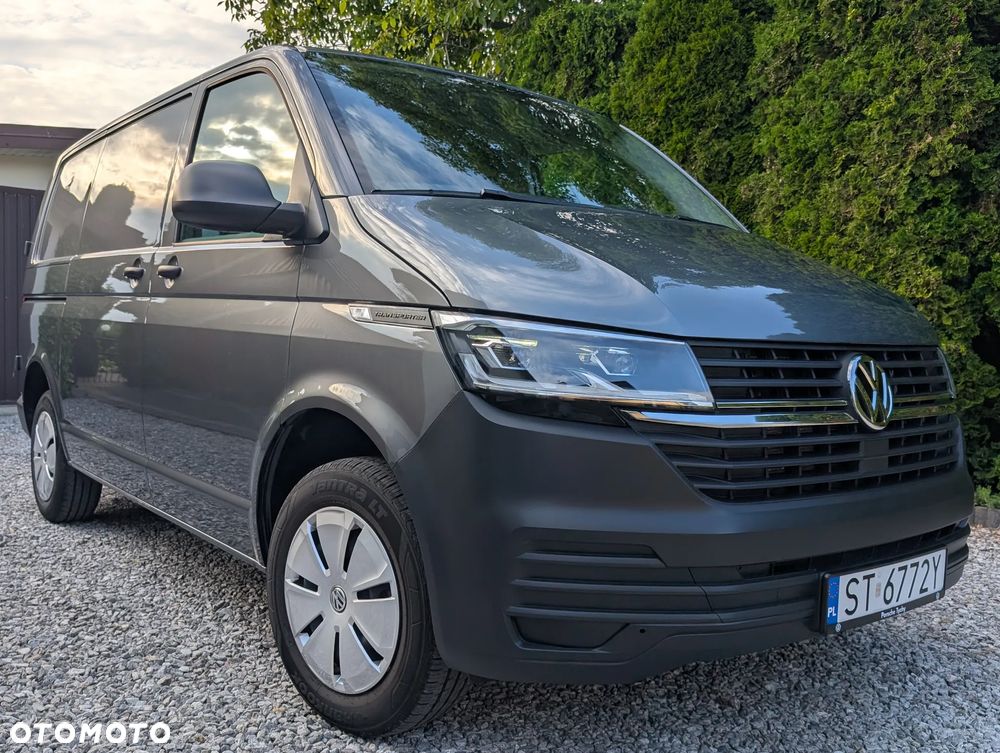 Volkswagen Transporter - 1