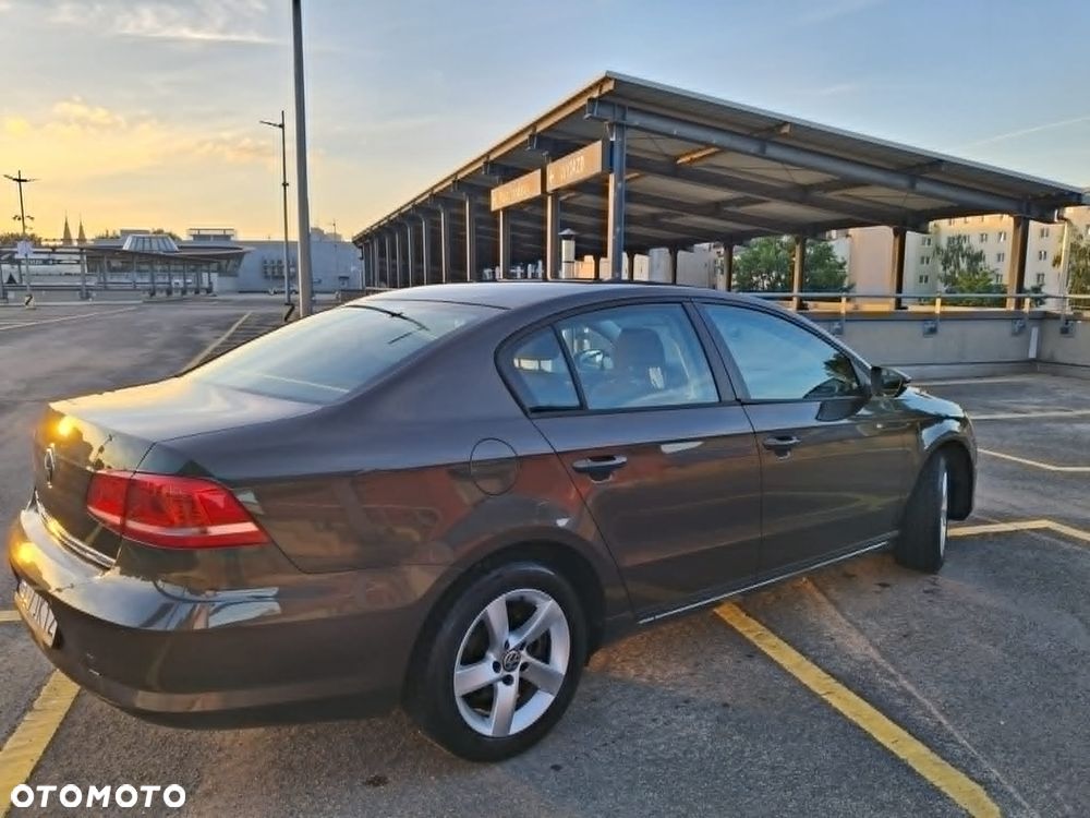 Volkswagen Passat 1.4 TSI BMT Comfortline - 6
