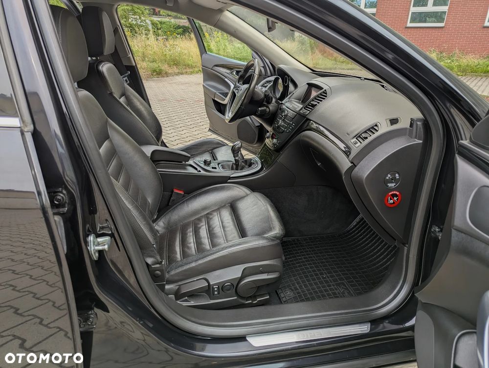 Opel Insignia 2.0 Turbo Cosmo - 33