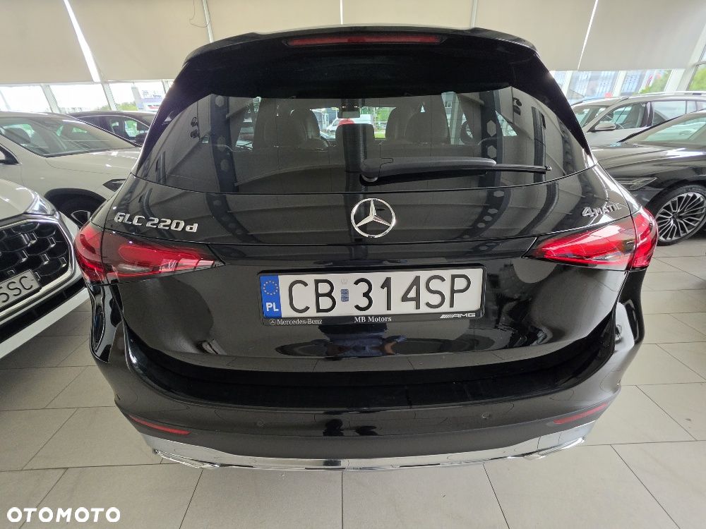 Mercedes-Benz GLC - 18