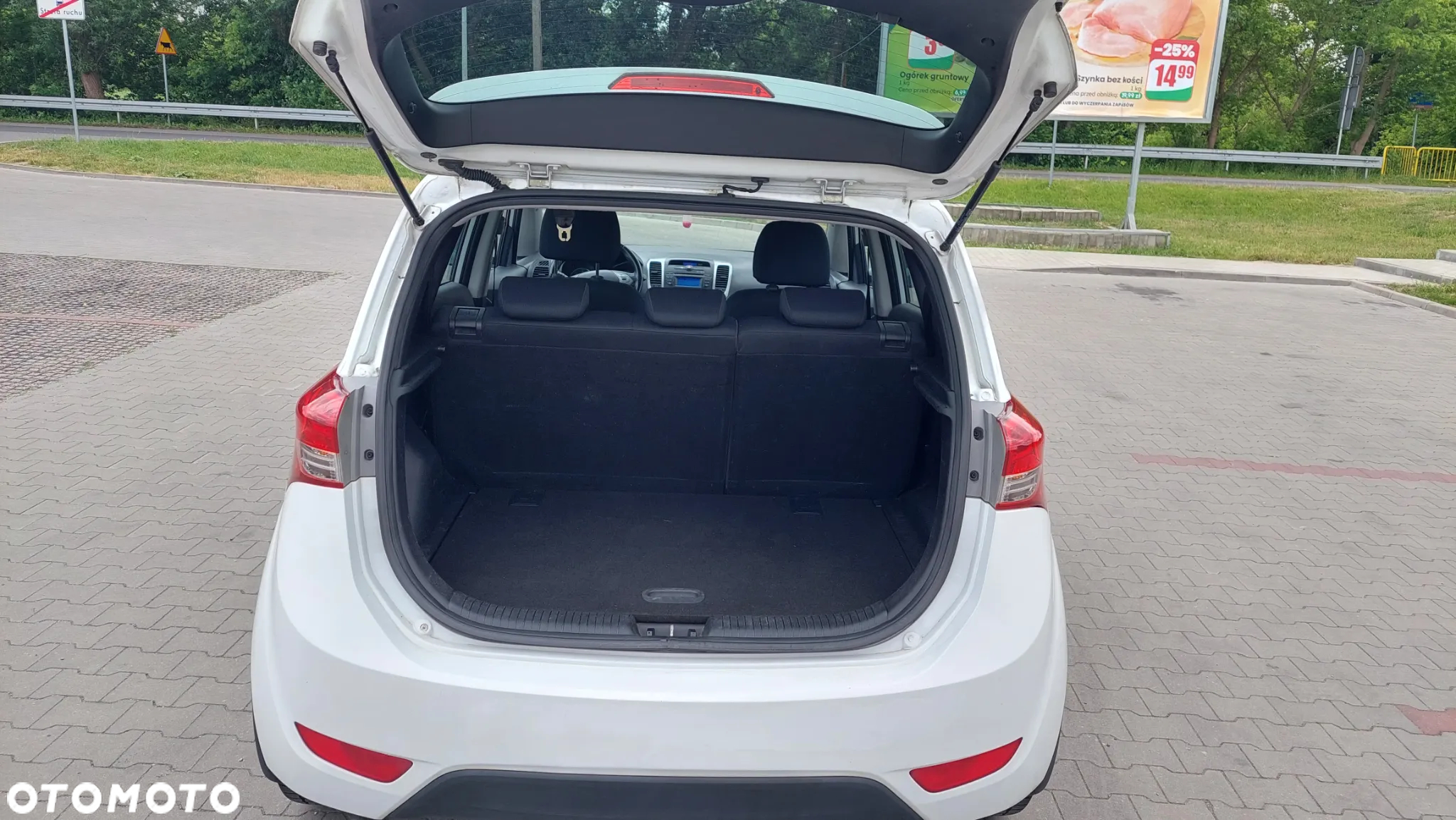 Hyundai ix20 - 7