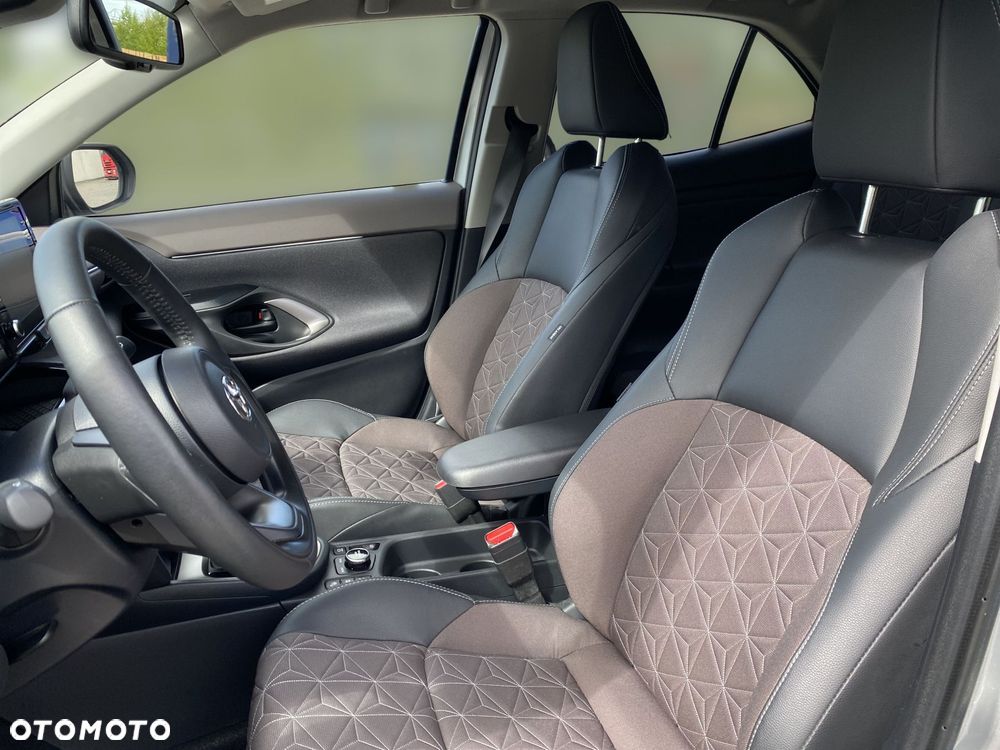 Toyota Yaris Cross - 14