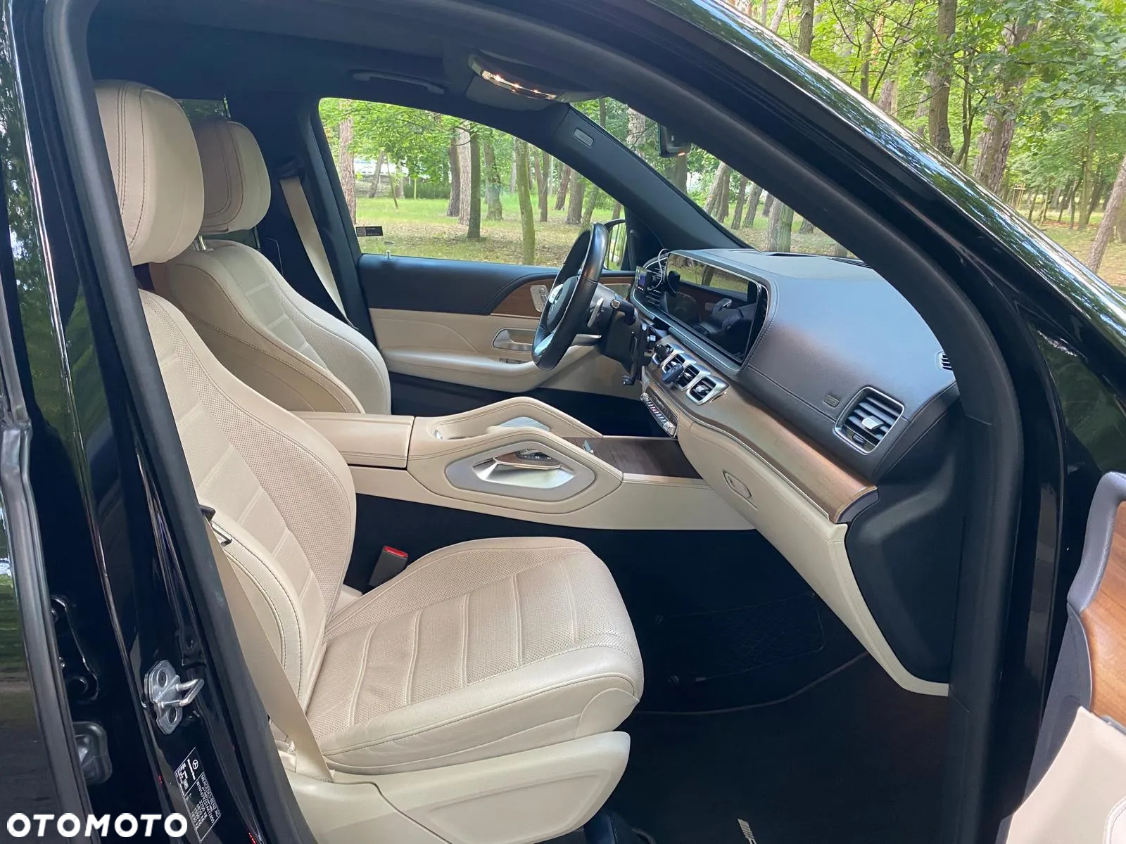 Mercedes-Benz GLS 400 d 4-Matic - 23