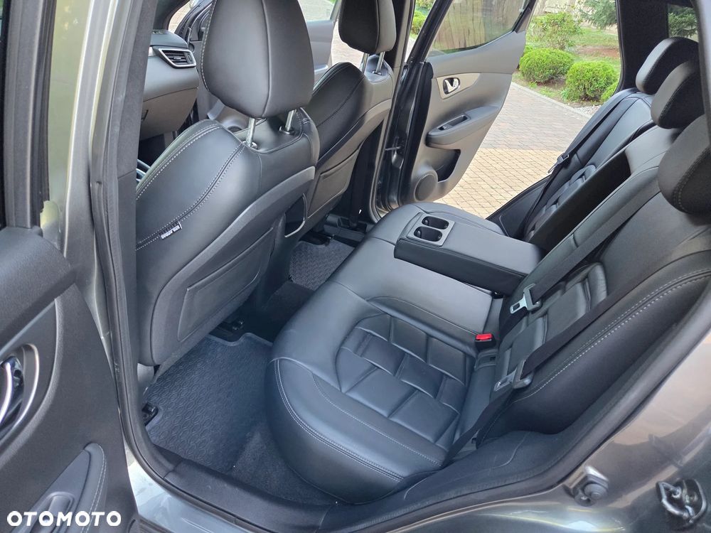 Nissan Qashqai 1.6 DCi Tekna Xtronic - 19