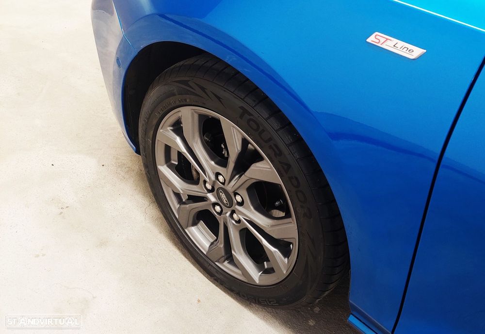 Ford Focus 1.0 EcoBoost MHEV ST-Line - 25