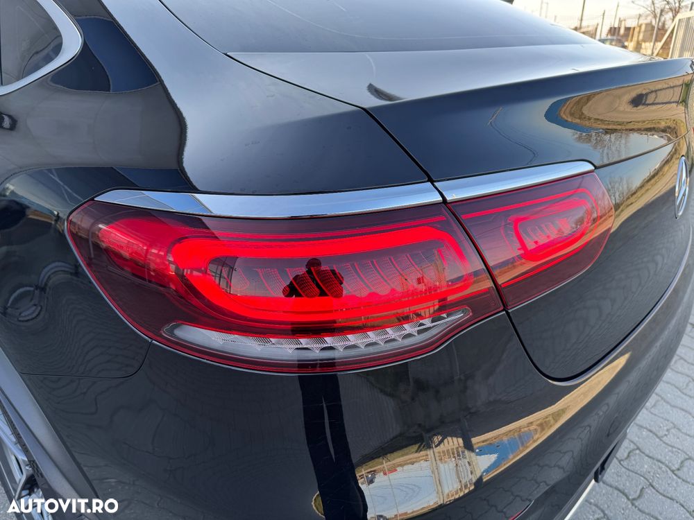 Mercedes-Benz GLC Coupe 200 4Matic 9G-TRONIC AMG Line Plus - 32