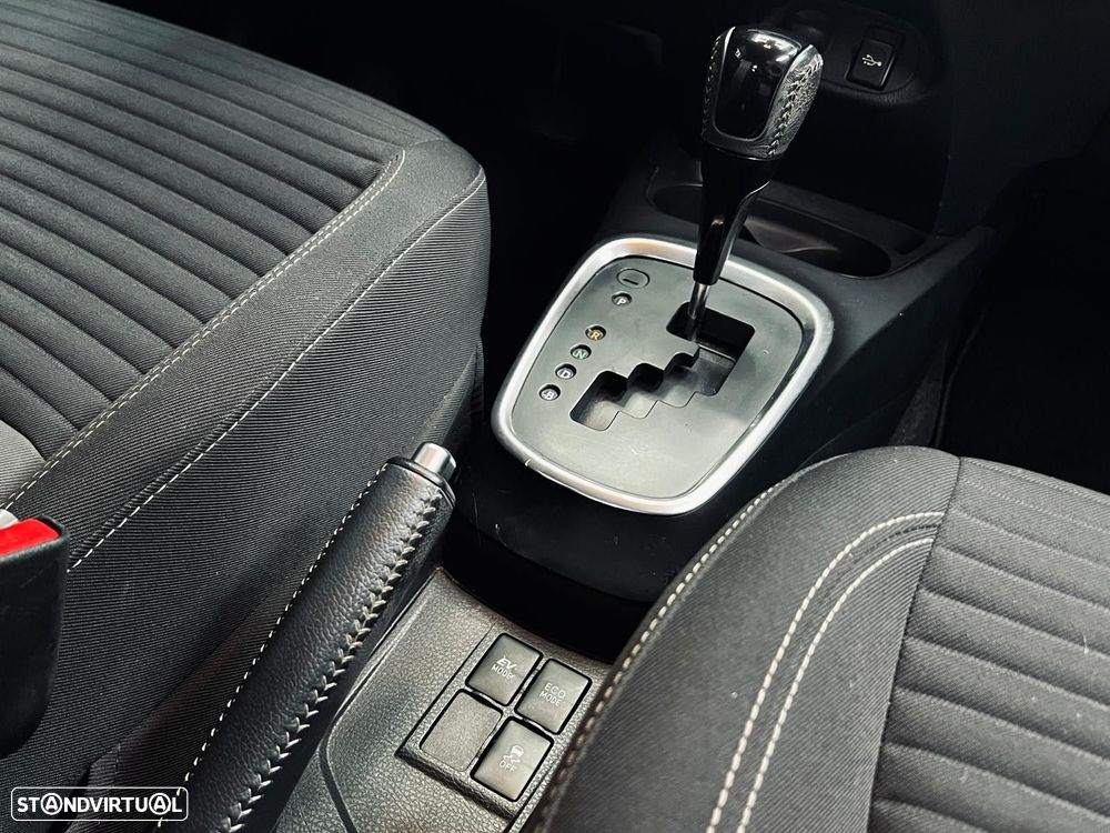 Toyota Yaris 1.5 HSD Comfort - 31
