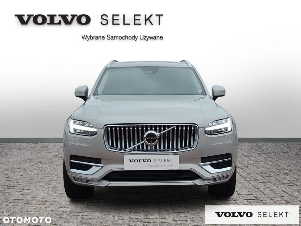 Volvo XC 90 - 9
