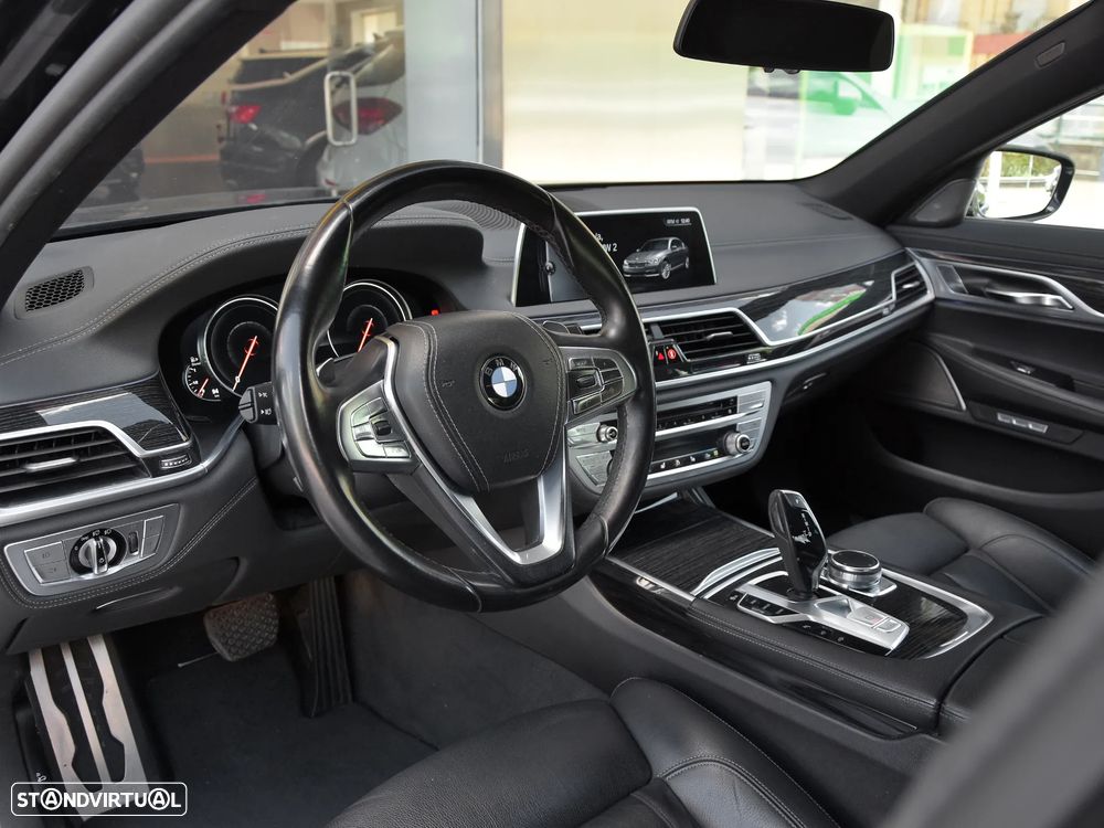 BMW 730 d Pack M - 8