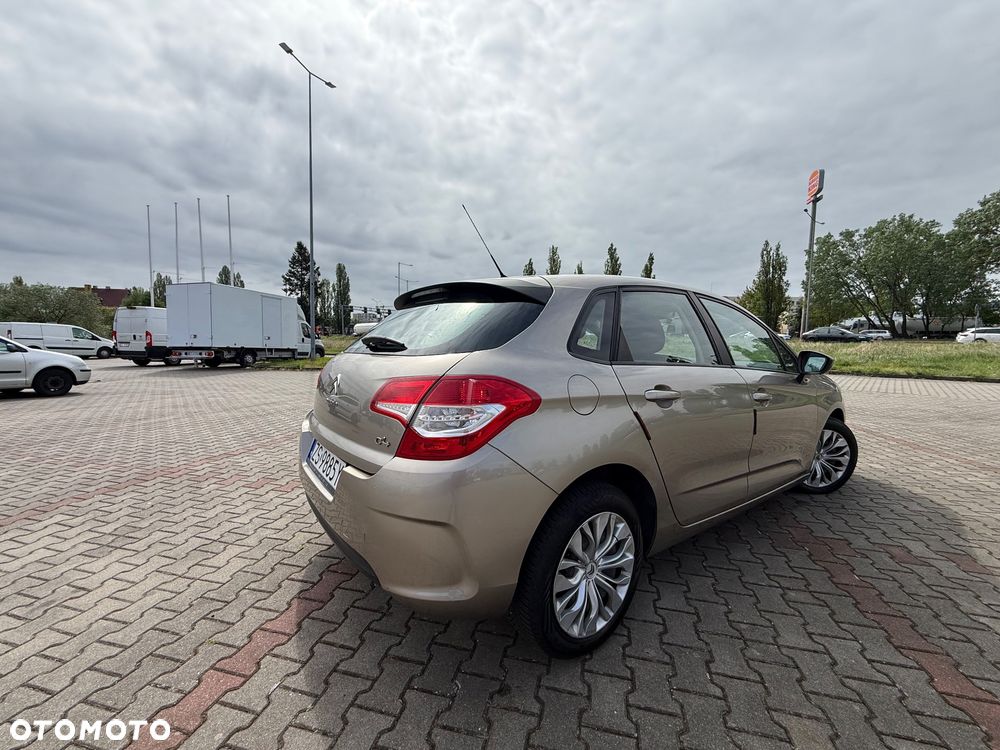 Citroën C4 1.6 VTi SX - 12