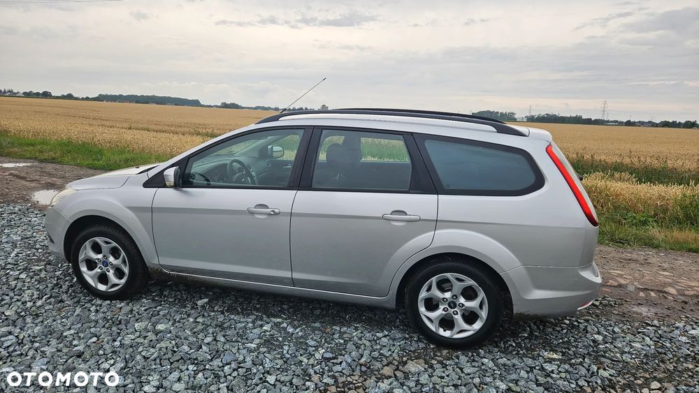 Ford Focus 1.6 16V Trend - 2