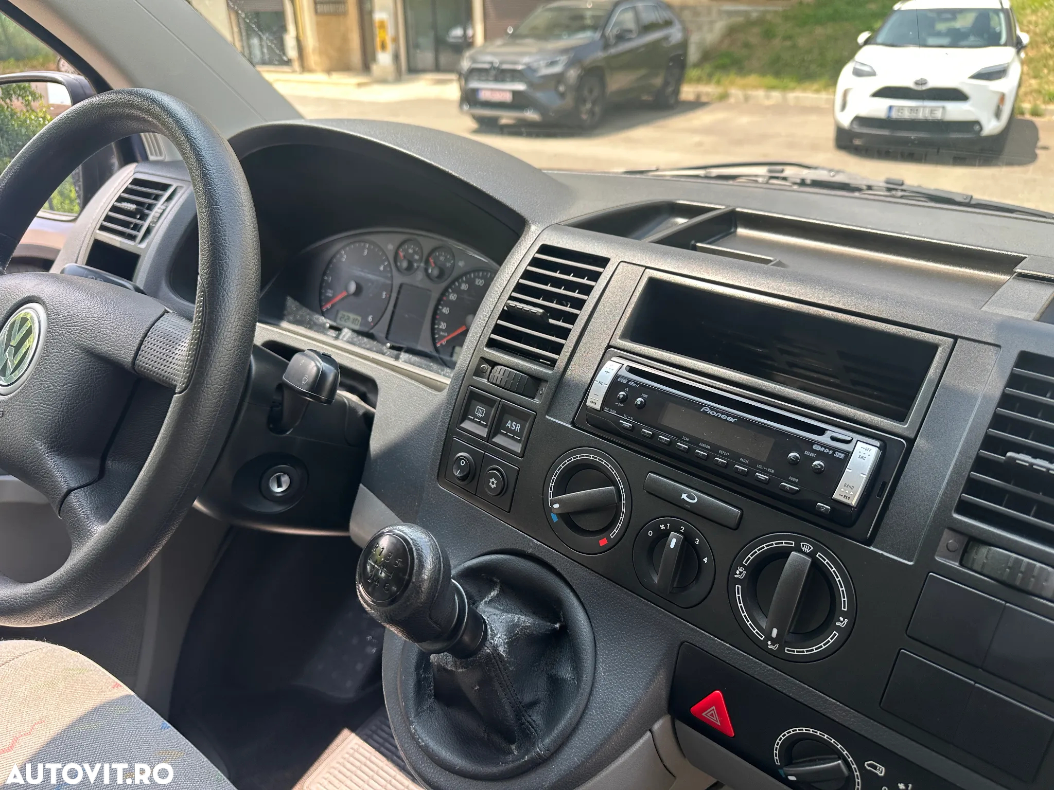 Volkswagen Transporter - 13