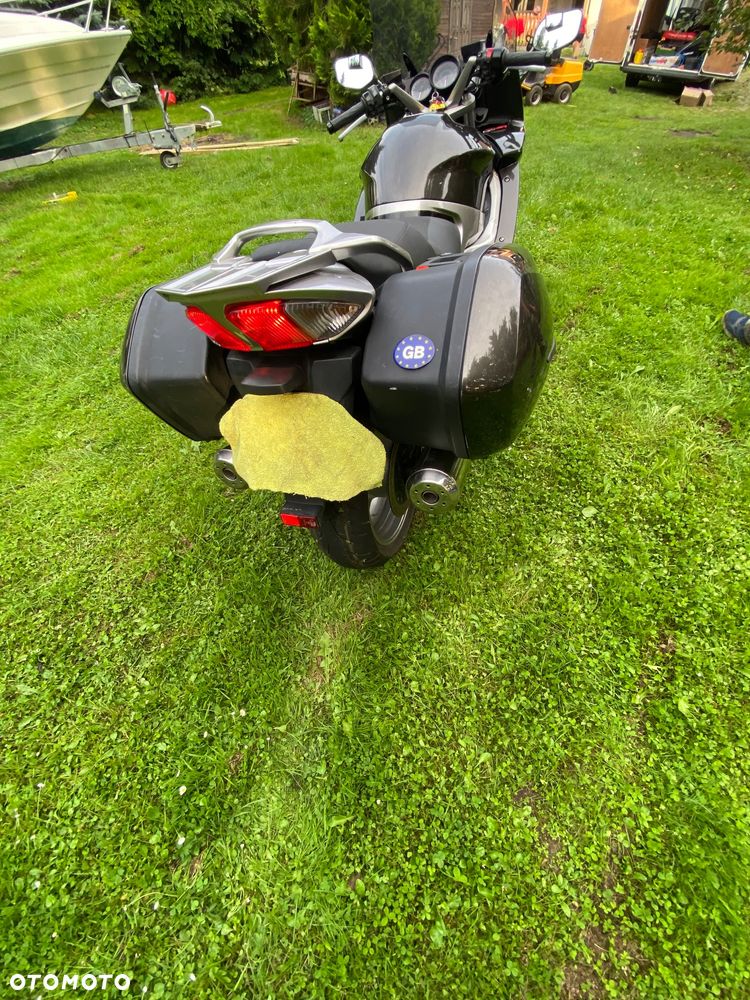 Yamaha FJR - 8