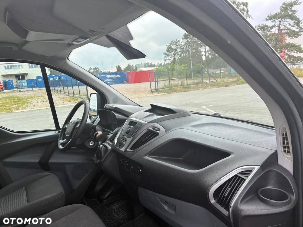 Ford Transit Custom - 12