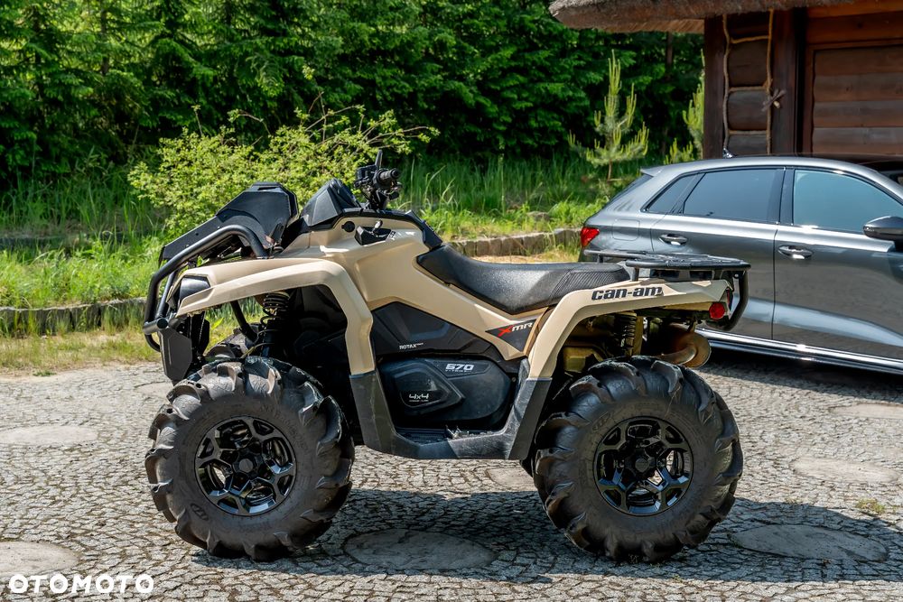 Can-Am Outlander - 23