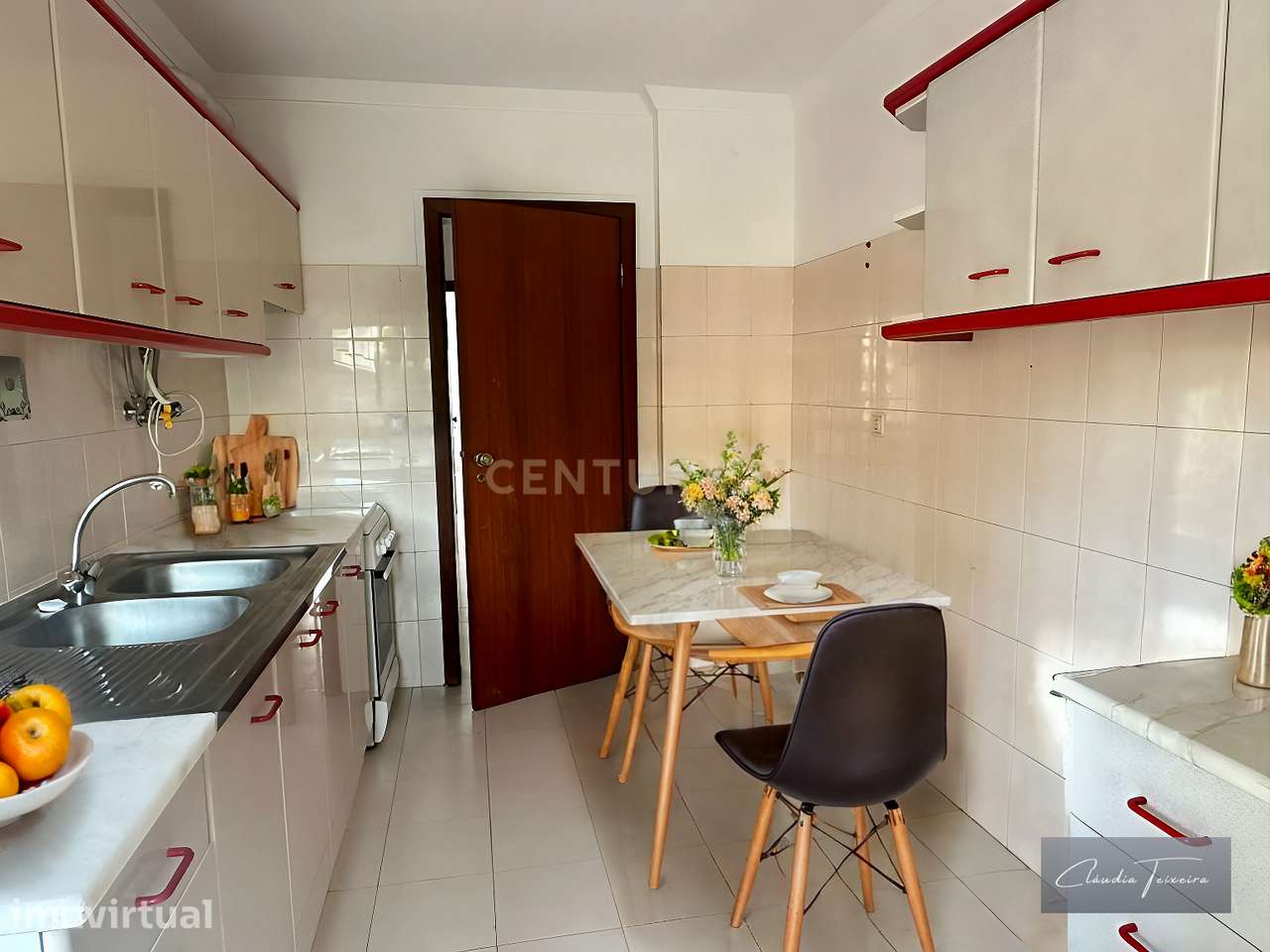 Arrenda-se apartamento T3 amplo e bem localizado em Alverca. - Grande imagem: 2/19