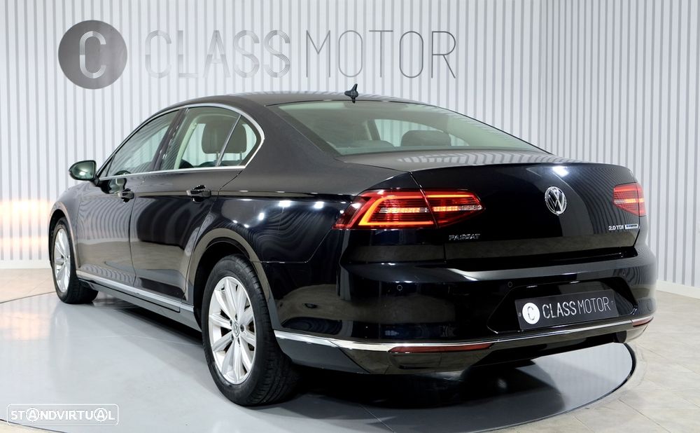 VW Passat 2.0 TDI Confortline - 8