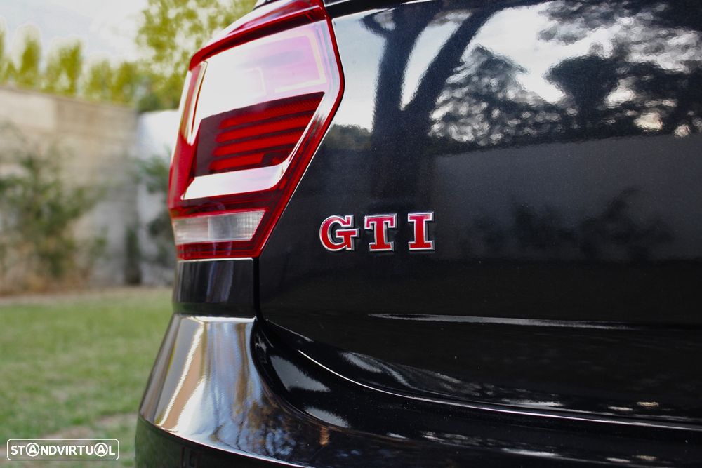 VW Polo 2.0 TSI GTI DSG - 17