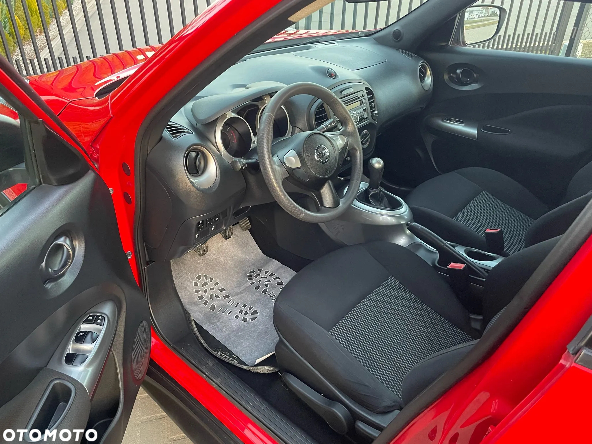 Nissan Juke 1.6 Visia - 14