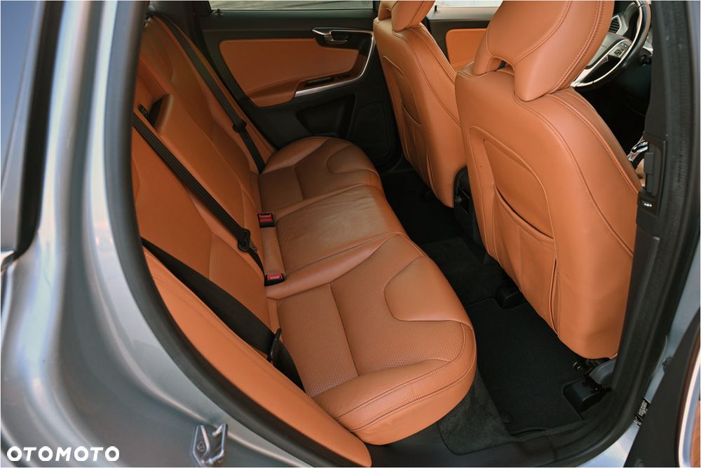 Volvo XC 60 D4 Geartronic Inscription - 7