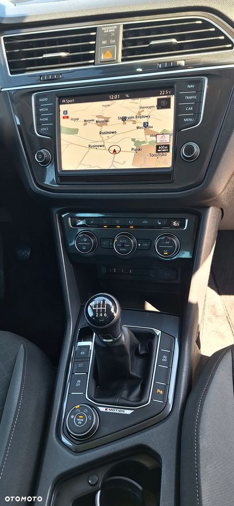 Volkswagen Tiguan - 17