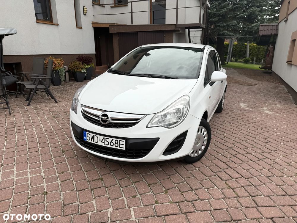Opel Corsa 1.2 16V Essentia - 1
