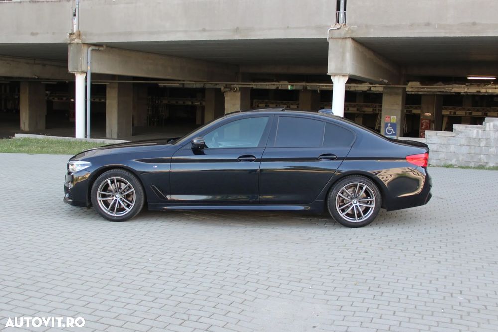 BMW Seria 5 520d xDrive AT - 12