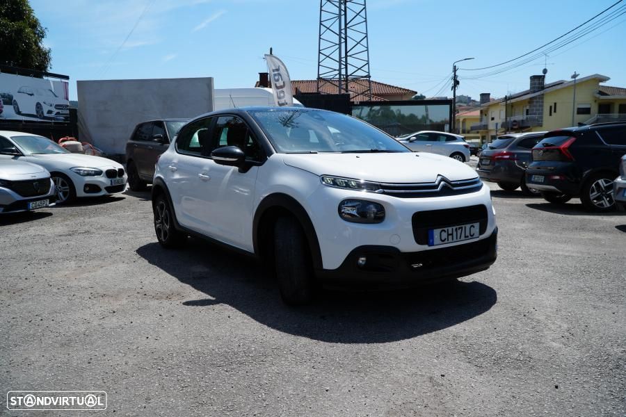 Citroën C3 1.2 PureTech Shine - 3
