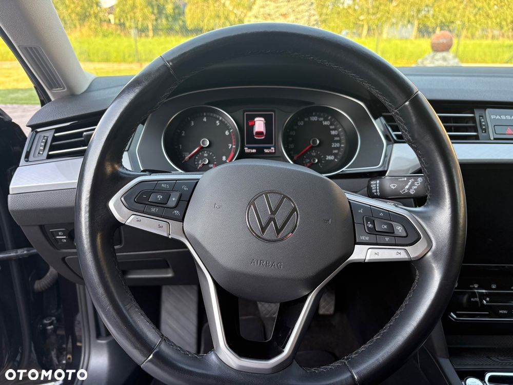 Volkswagen Passat 2.0 TSI Business DSG - 26