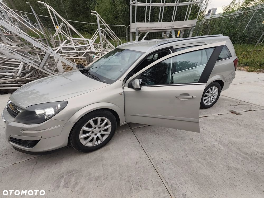 Opel Astra 1.6 Enjoy - 17